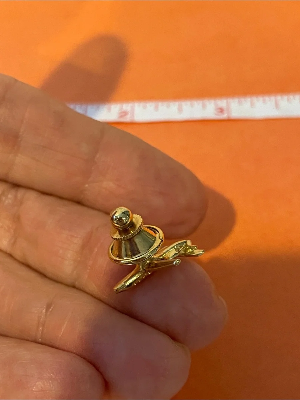 D-C 8 & D-C 9 Gold Airplane Lapel Pins